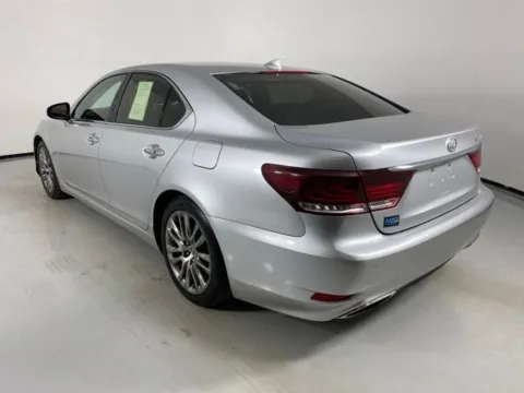 More photos of 2016 Lexus LS 460 at MAG Auto - Munsterman Automotive Group, MO