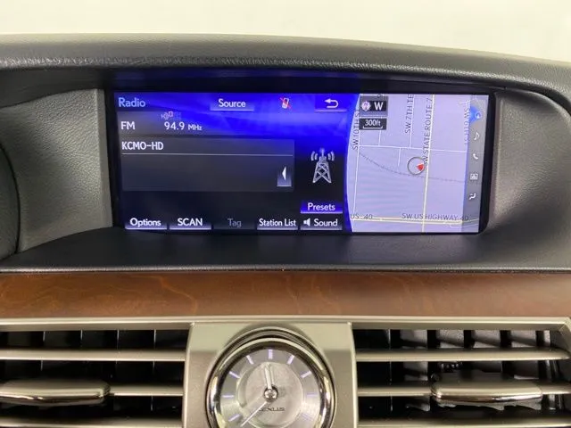 Lexus LS photo 23
