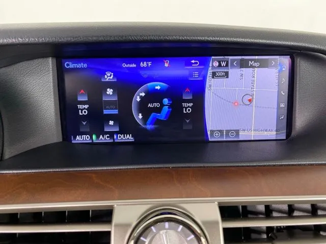 Lexus LS photo 24