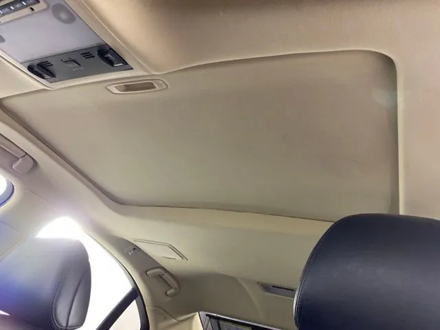 Lexus LS photo 12