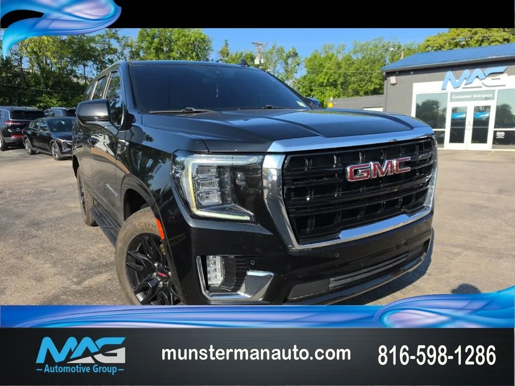 Black 2021 GMC Yukon SLE for sale in Blue Springs, MO