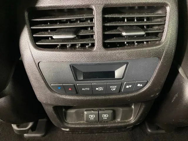 Acura MDX photo 36