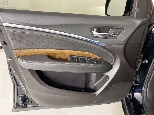 Acura MDX photo 15