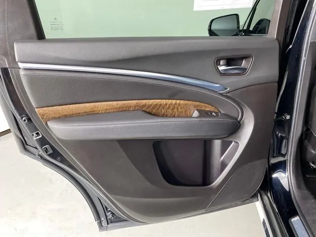 Acura MDX photo 33