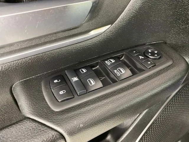 Ram 1500 photo 17