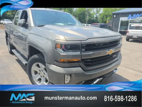 Gray 2017 Chevrolet Silverado 1500 LT for sale in Blue Springs, MO