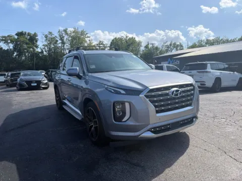 Photos of 2020 Hyundai Palisade Limited for sale in Blue Springs, MO at MAG Auto - Munsterman Automotive Group