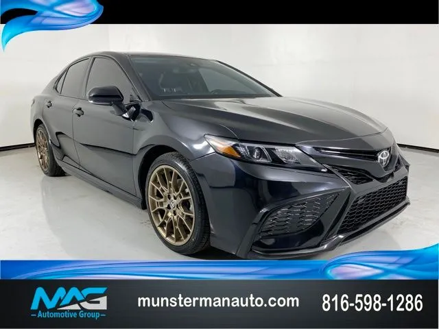 Black 2024 Toyota Camry SE Nightshade for sale in Blue Springs, MO