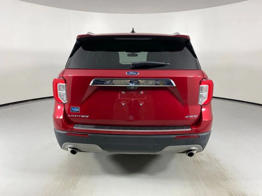 Ford Explorer photo 6