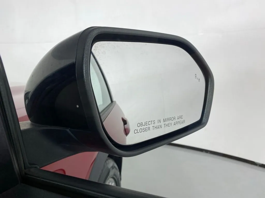 Ford Explorer photo 9