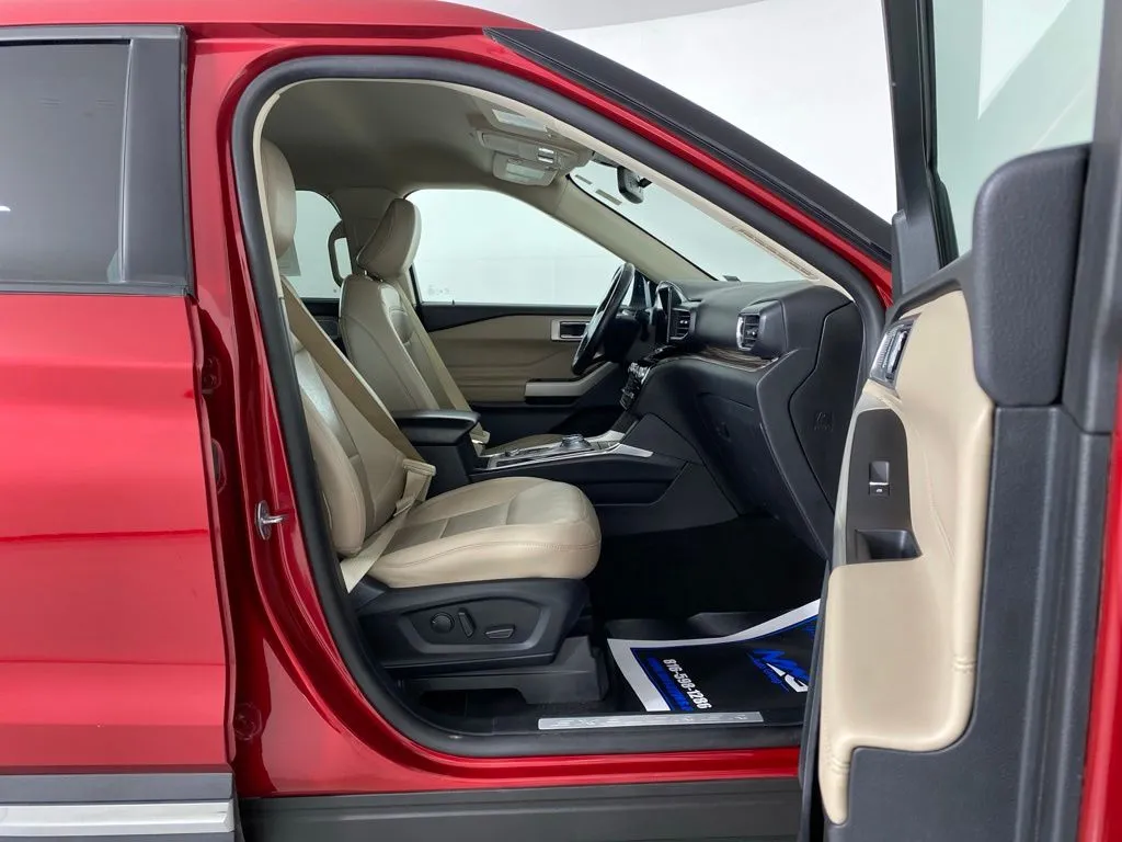 Ford Explorer photo 43