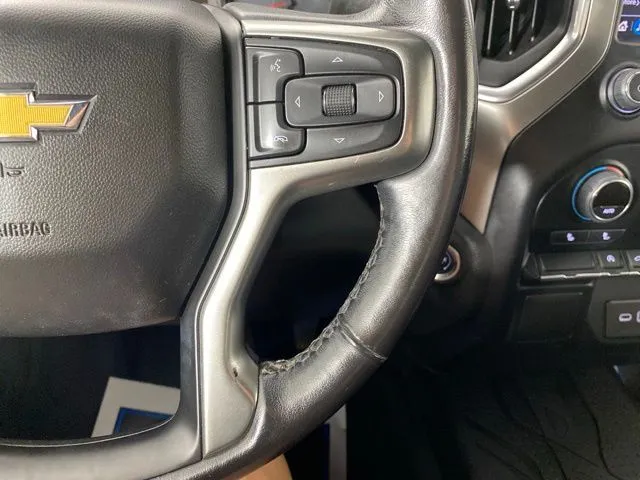 Chevrolet Silverado photo 26