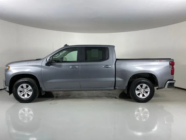 Chevrolet Silverado photo 4