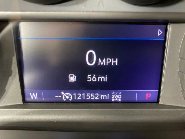 Chevrolet Silverado photo 27