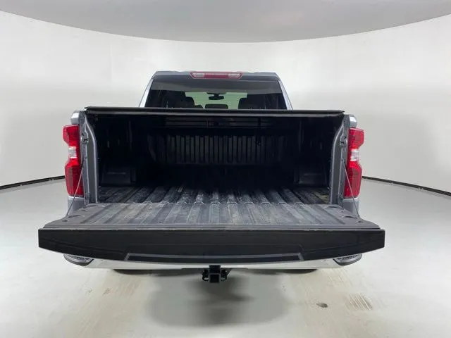 Chevrolet Silverado photo 34