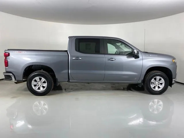 Chevrolet Silverado photo 8