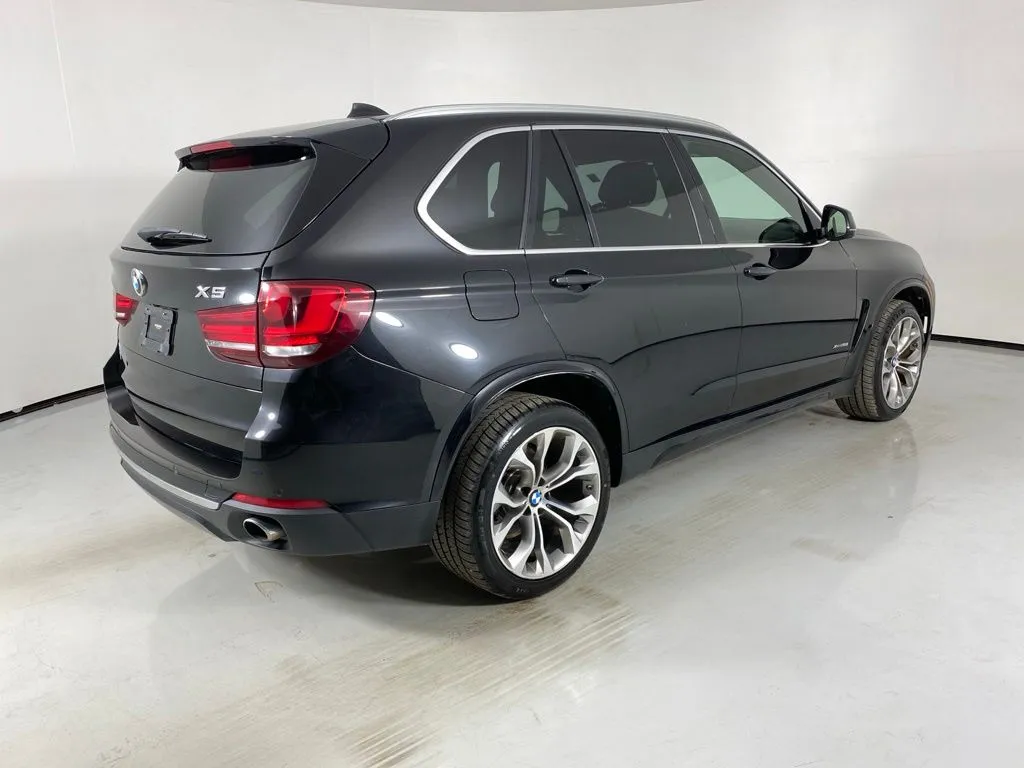 BMW X5 photo 7