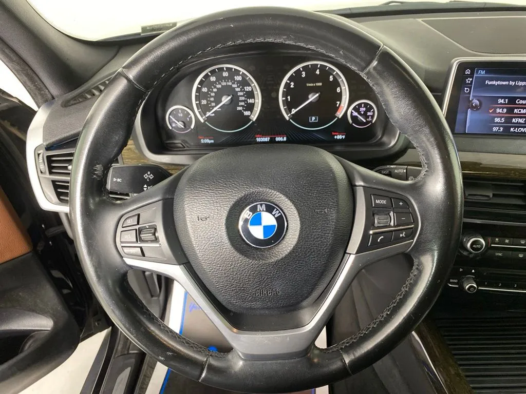 BMW X5 photo 35