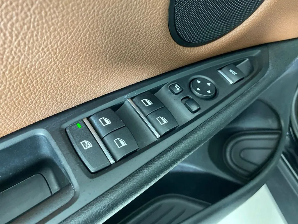 BMW X5 photo 17