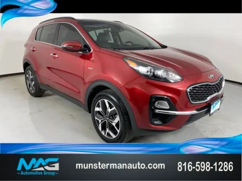 Red 2022 Kia Sportage EX for sale in Blue Springs, MO