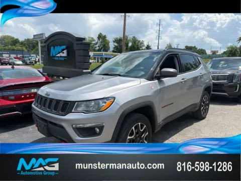 Silver 2019 Jeep Compass Trailhawk for sale in Blue Springs, MO