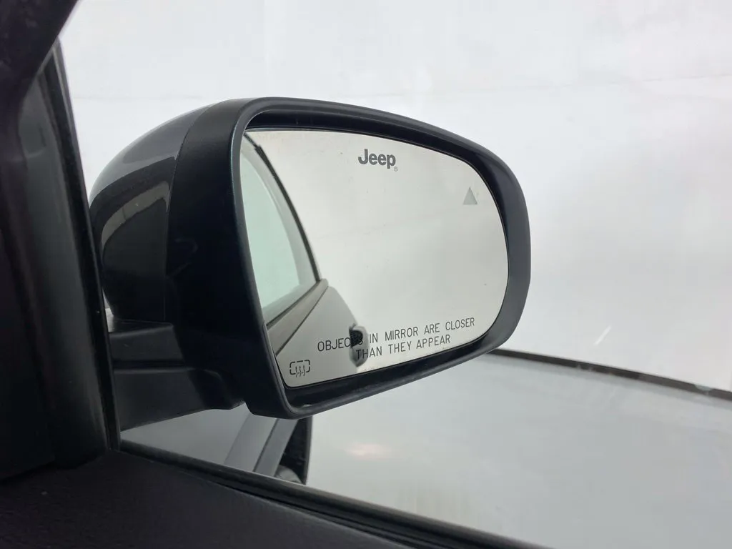 Jeep Compass photo 9