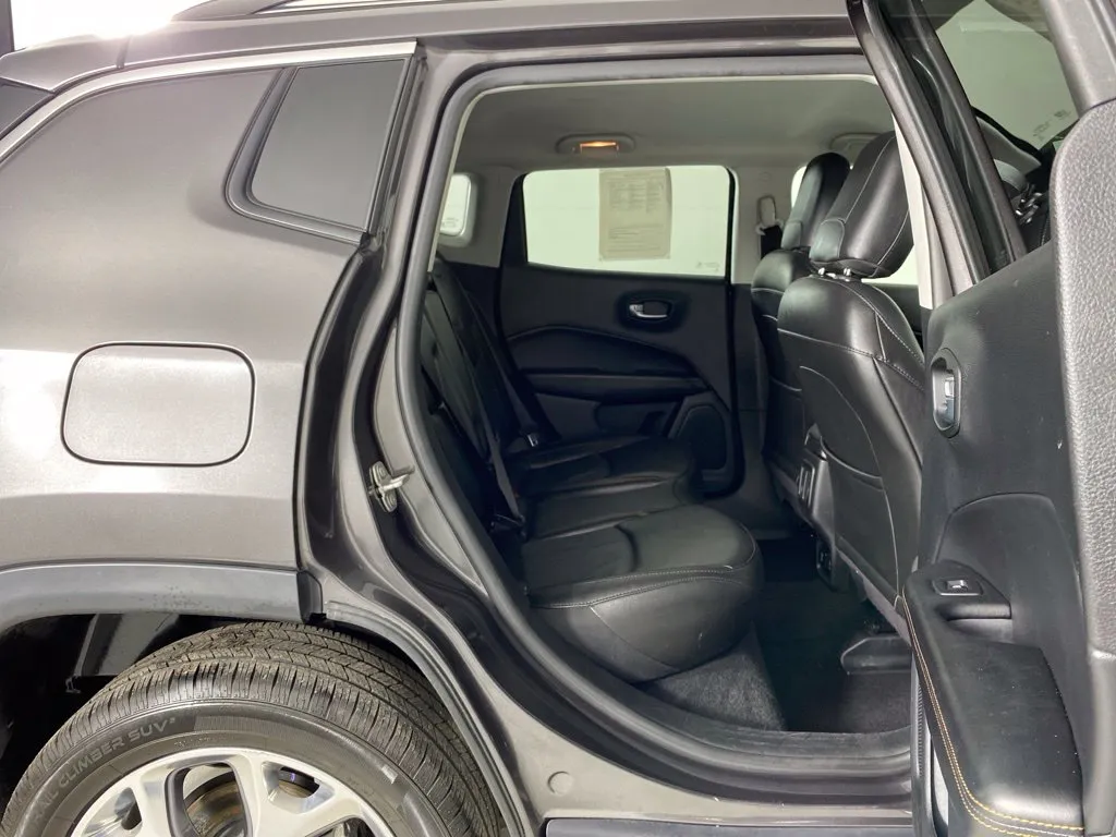 Jeep Compass photo 38