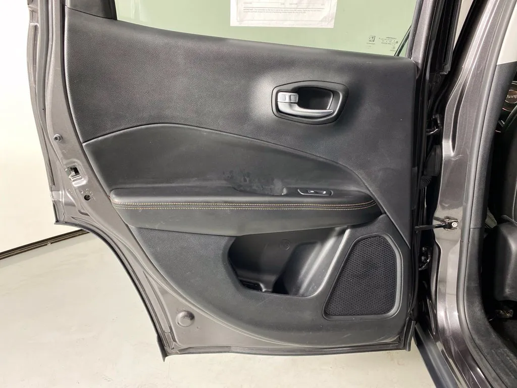 Jeep Compass photo 32