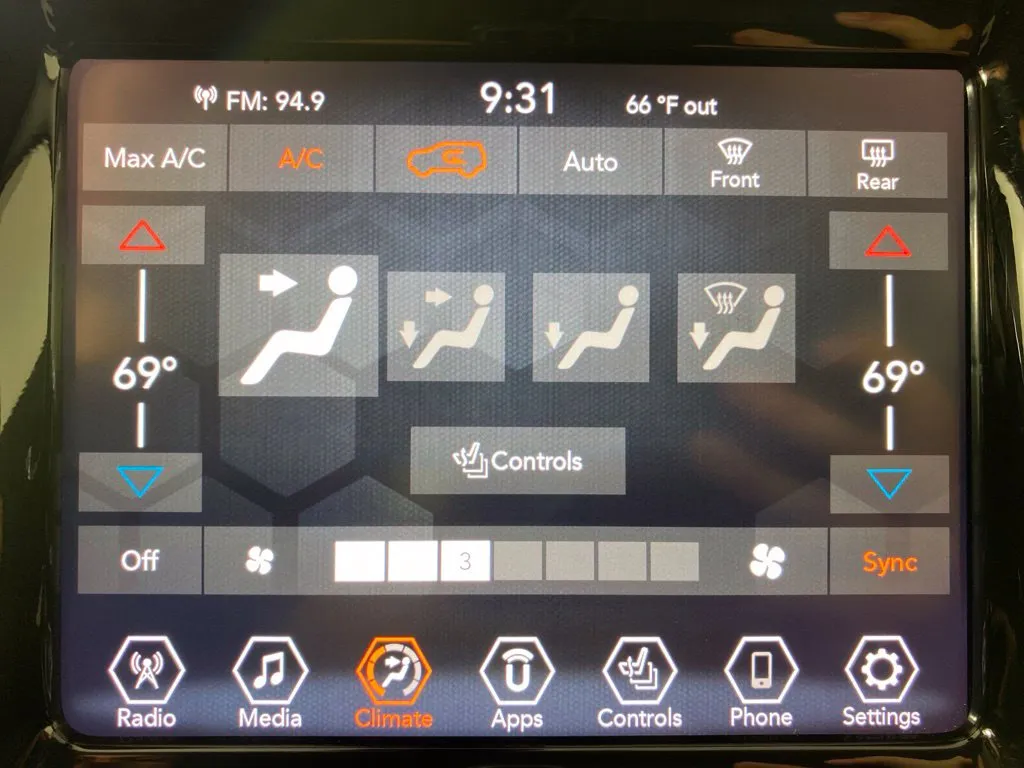 Jeep Compass photo 21