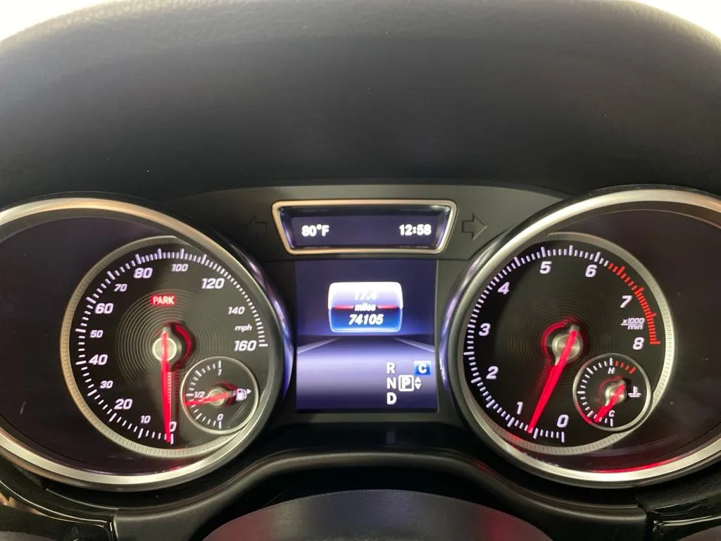 Mercedes-Benz GLE photo 28