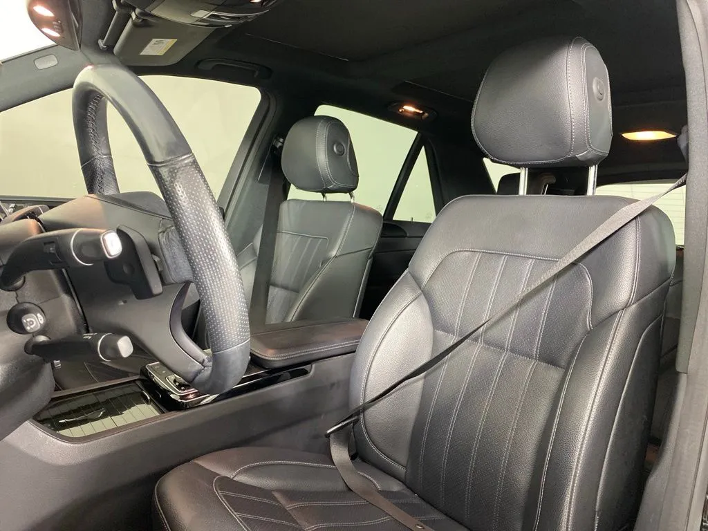 Mercedes-Benz GLE photo 15