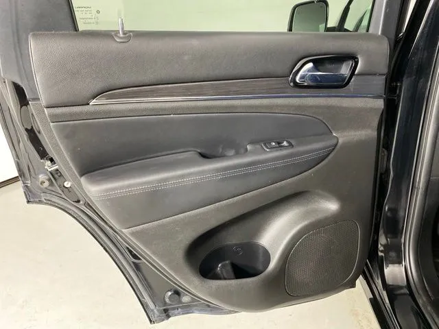 Jeep Grand Cherokee photo 40