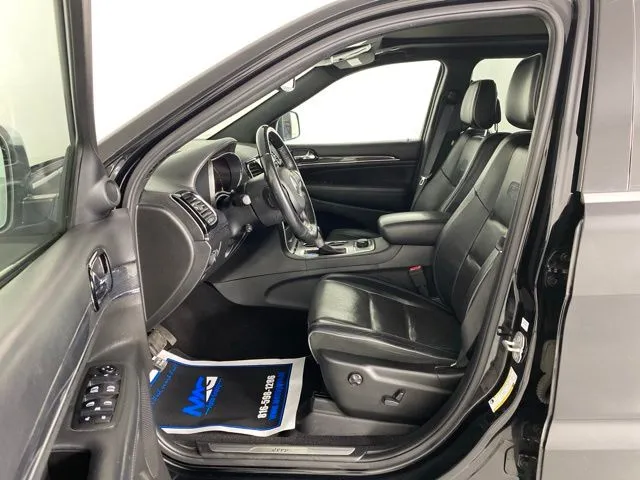 Jeep Grand Cherokee photo 14