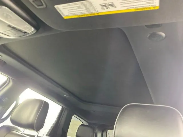 Jeep Grand Cherokee photo 13