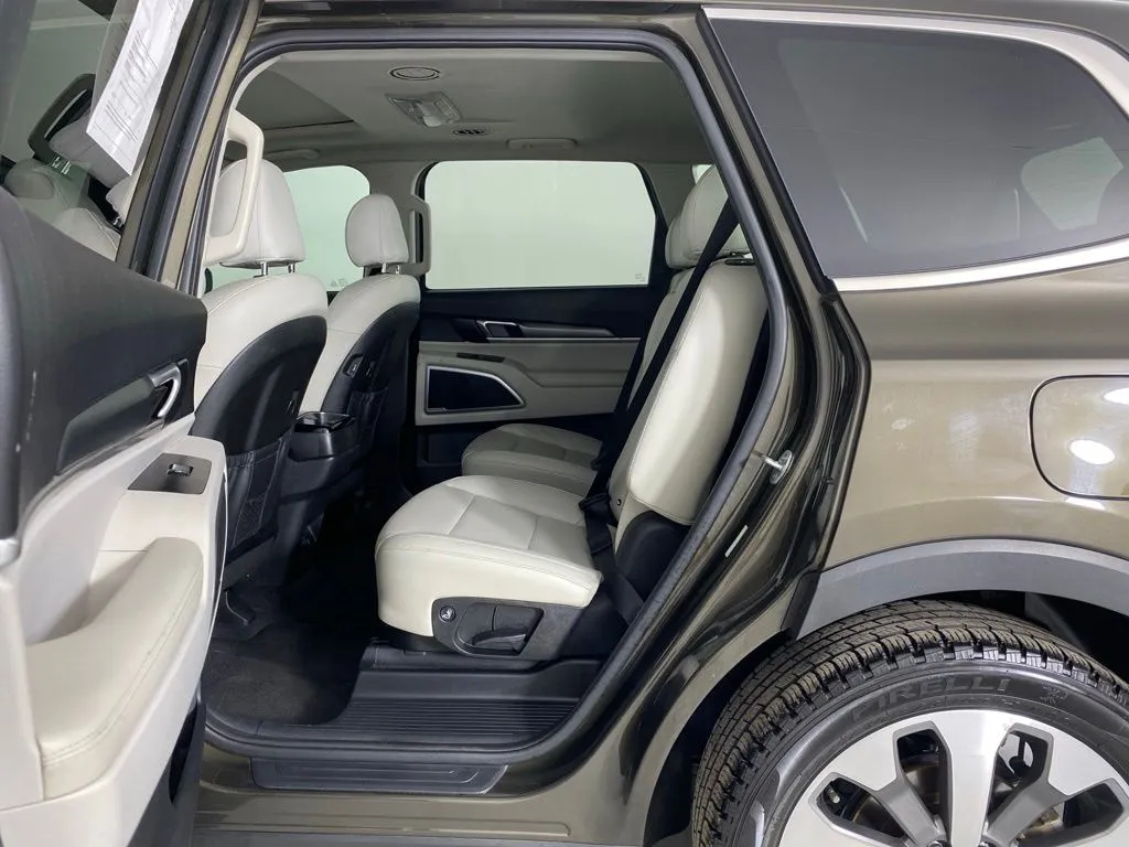 Kia Telluride photo 36