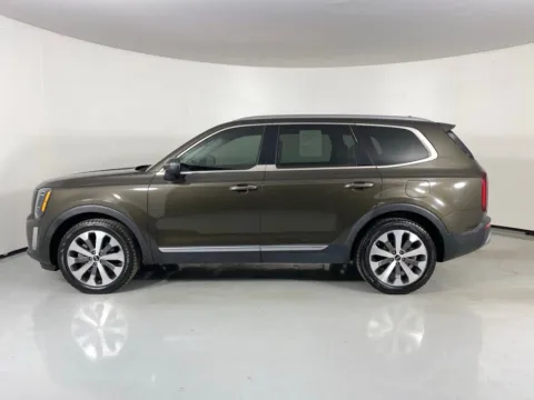 More photos of 2020 Kia Telluride S at MAG Auto - Munsterman Automotive Group, MO