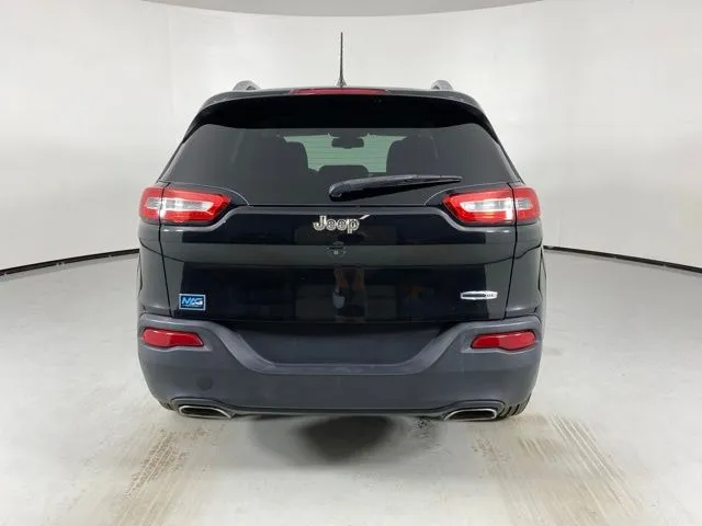 Jeep Cherokee photo 6