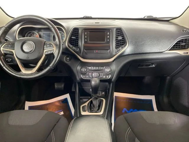 Jeep Cherokee photo 35