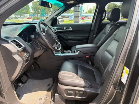 More photos of 2015 Ford Explorer Limited at MAG Auto - Munsterman Automotive Group, MO