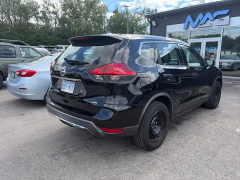 More photos of 2017 Nissan Rogue S at MAG Auto - Munsterman Automotive Group, MO