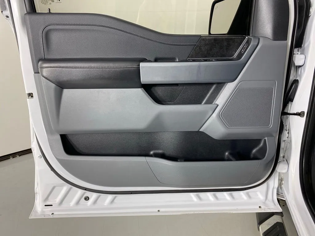 Ford F-150 photo 13