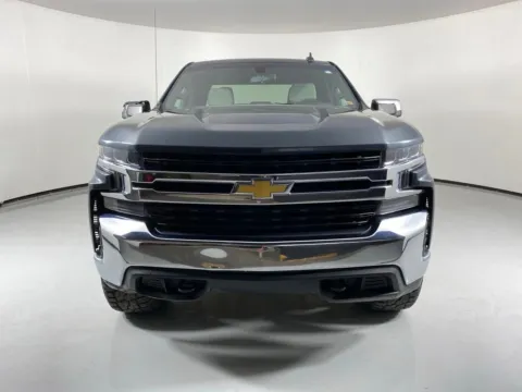 Photos of 2020 Chevrolet Silverado 1500 LT for sale in Blue Springs, MO at MAG Auto - Munsterman Automotive Group