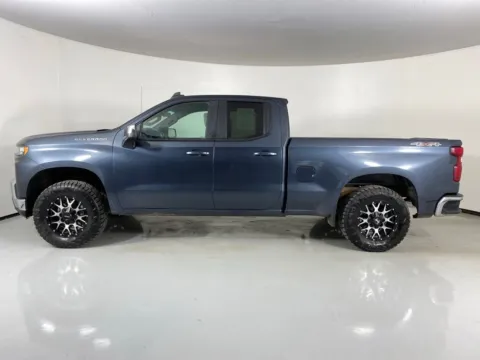 More photos of 2020 Chevrolet Silverado 1500 LT at MAG Auto - Munsterman Automotive Group, MO