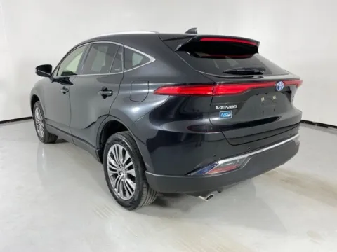 More photos of 2022 Toyota Venza XLE at MAG Auto - Munsterman Automotive Group, MO