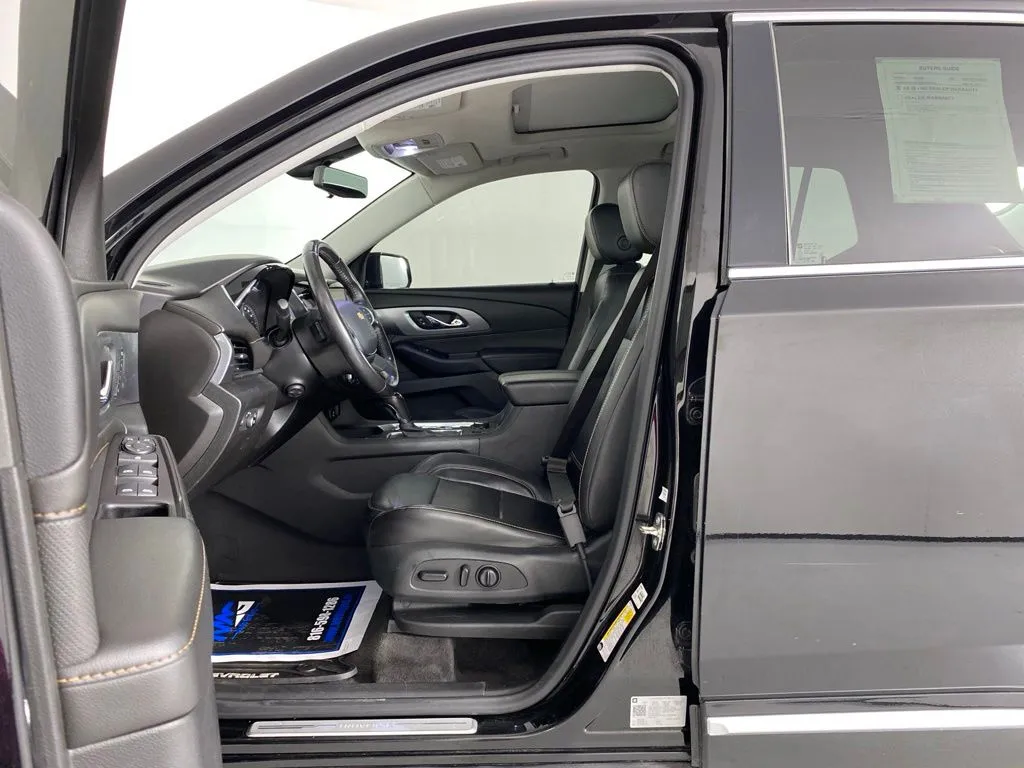 Chevrolet Traverse photo 12