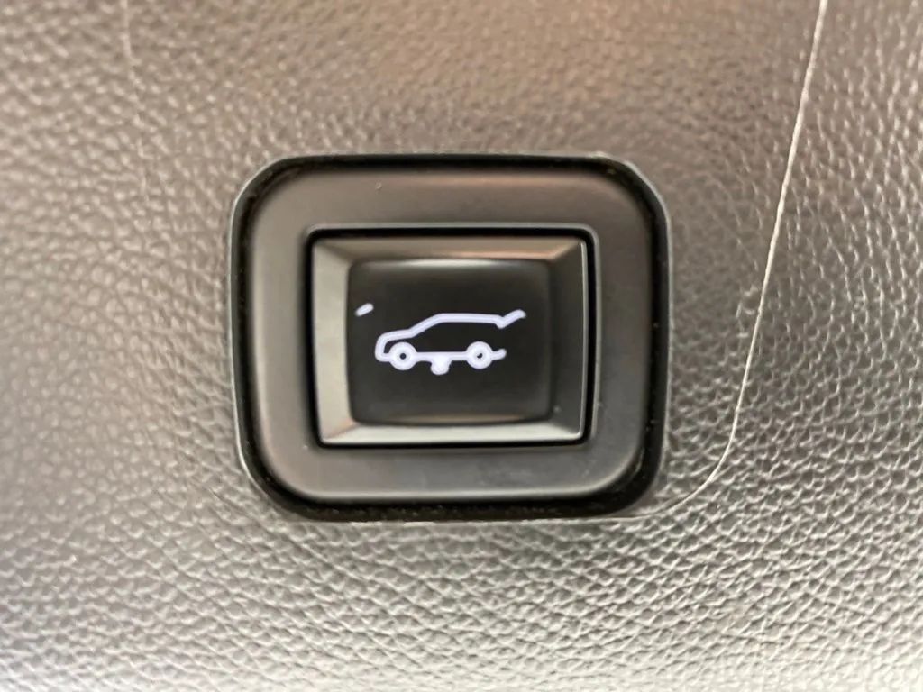 Chevrolet Traverse photo 38