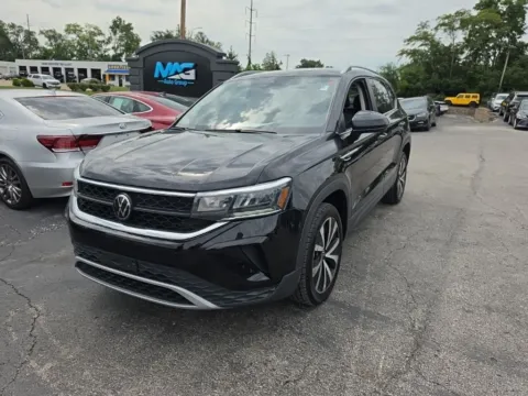 Photos of 2024 Volkswagen Taos 1.5T SE for sale in Blue Springs, MO at MAG Auto - Munsterman Automotive Group