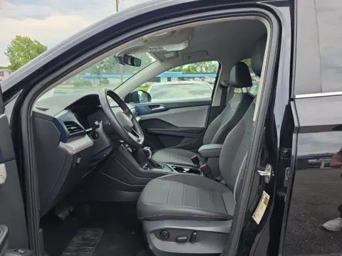 More photos of 2024 Volkswagen Taos 1.5T SE at MAG Auto - Munsterman Automotive Group, MO