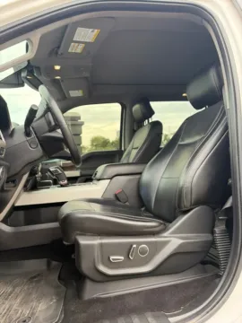 More photos of 2017 Ford F-150 Lariat at MAG Auto - Munsterman Automotive Group, MO