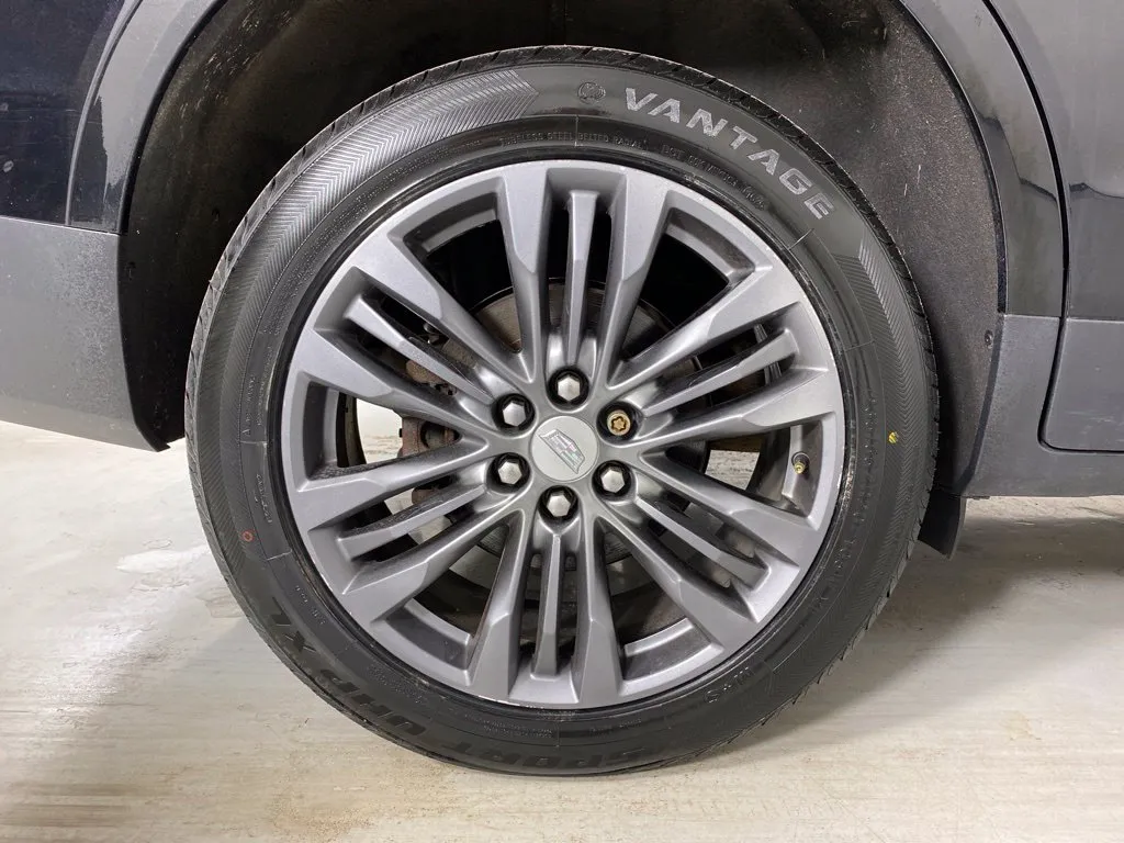 Cadillac XT5 photo 10